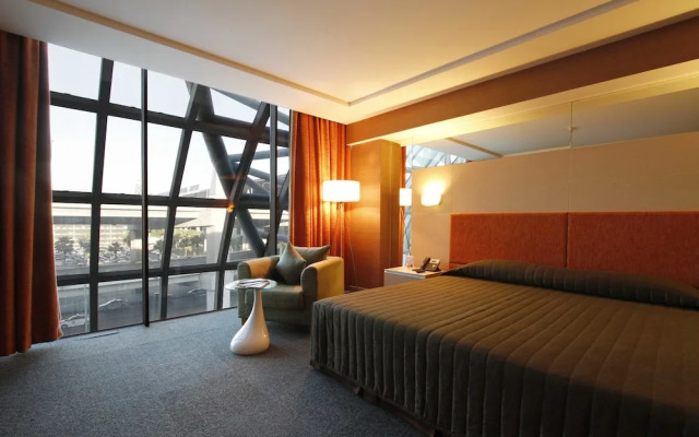 Miracle Transit Hotel