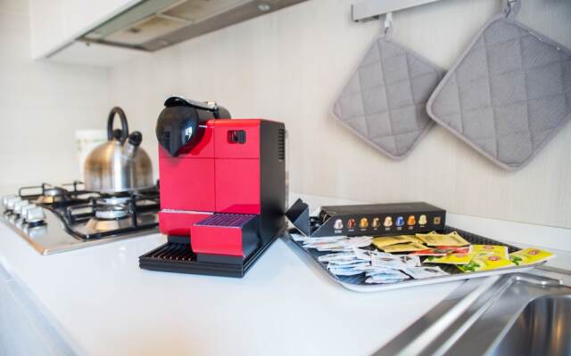 Adelaide Central Apartment