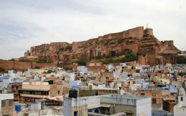Jewel Palace Haweli