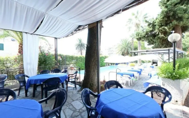 Hotel Eden