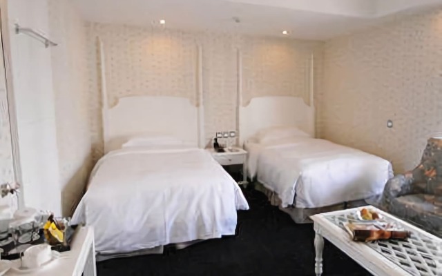 Aegean Sea Zhongzhou Yihe Hotel (Zhengzhou People's Hospital)