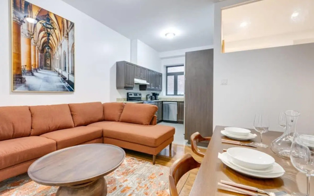 M11 Stylish Modern 3BR in Prime Location