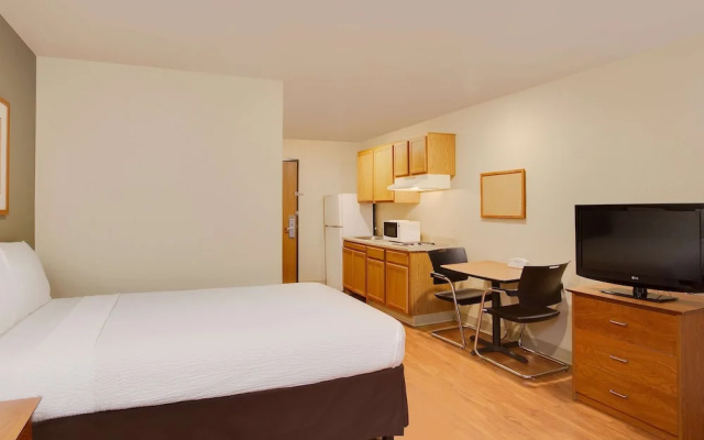 Studio 6 Extended Stay Birmingham Pelham AL