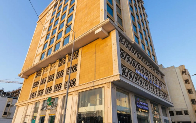 Mirnian Hotel