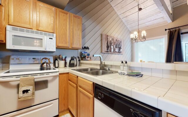 Bigwood #41 2 Bedroom Condo