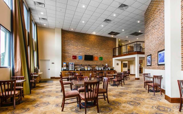 Comfort Inn Warner Robins - Robins Air Force Base Area