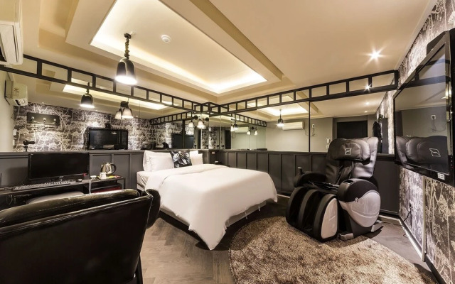 Seongnam Amare