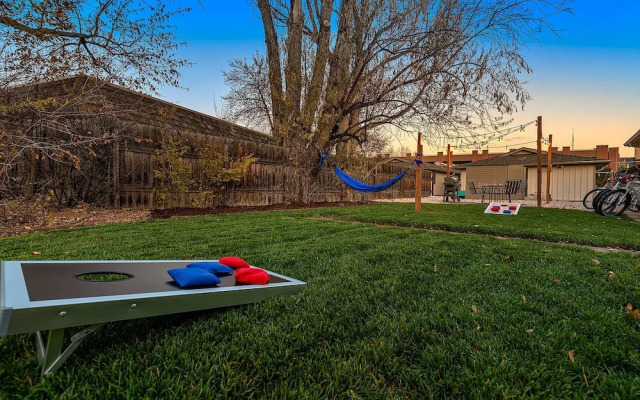 Ultimate Chill Zone | Bbq, Bikes, Pet Friendly!!