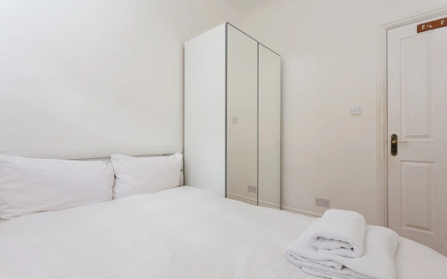 Flat Near Liverpool Street With 2 Bedrooms