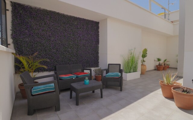 Grand Apartment with terrace & Parking by La Recepcion