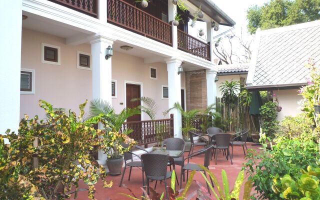 Pakhongthong Villa