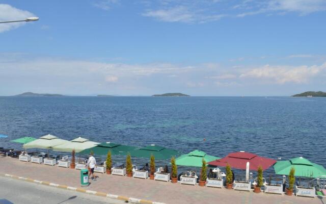 Yakamoz Otel