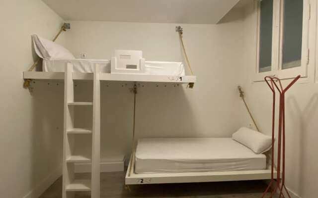 Piulet Hostel