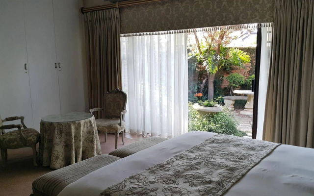 Royal Ridge Guest House