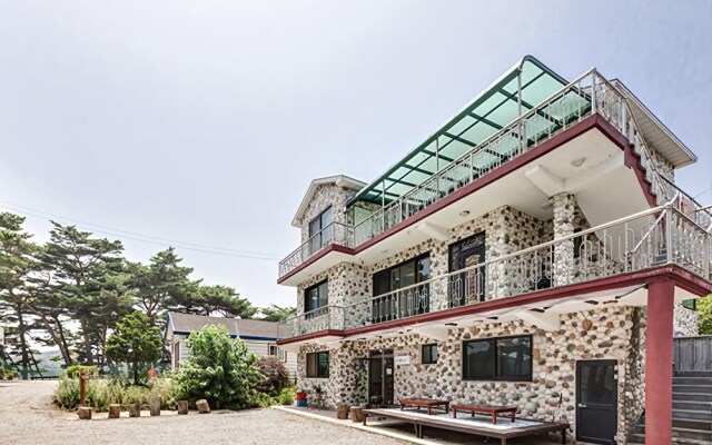 Taean Second Story Pension