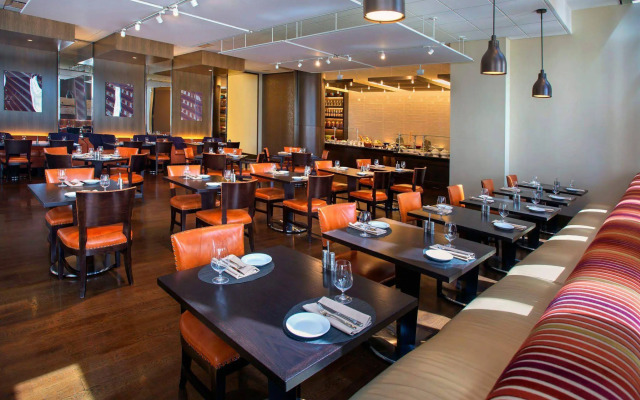 Teaneck Marriott at Glenpointe