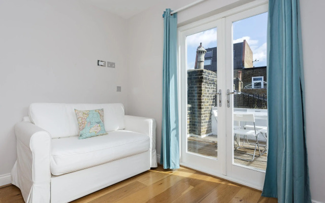 Veeve  2 Bed Flat On Fulham Palace Road Fulham