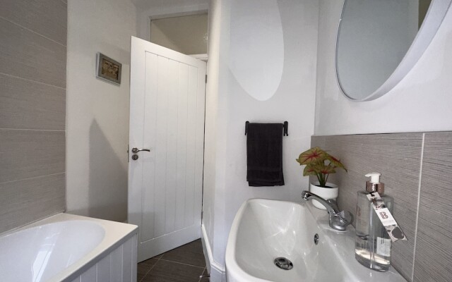 50 wood street burton