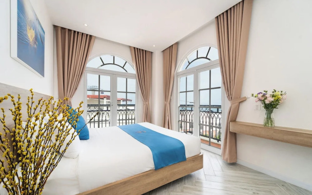 Novus Sol Hotel