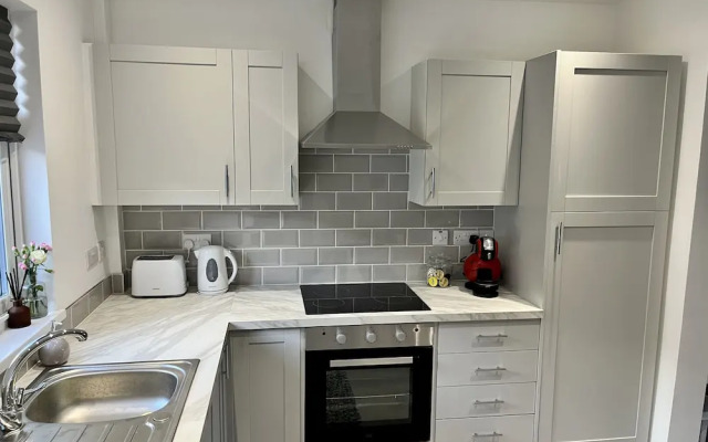 Cosy 2-bed House Close to Belfast City Centre