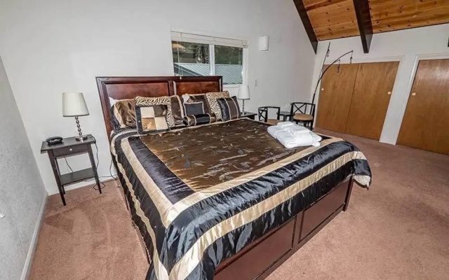 1519 Walkup 3 Bedroom Cabin