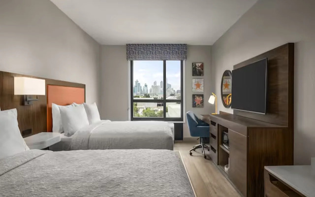 Hampton Inn Austin East Side 5th Street