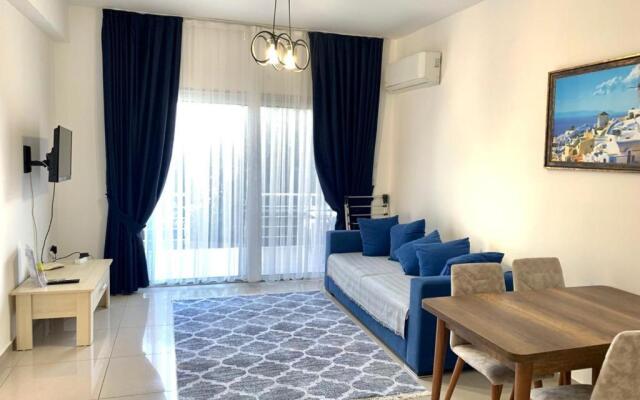 Beautiful & Quiet Two-Bedroom Apartment with Private Garden Lukomorye C1