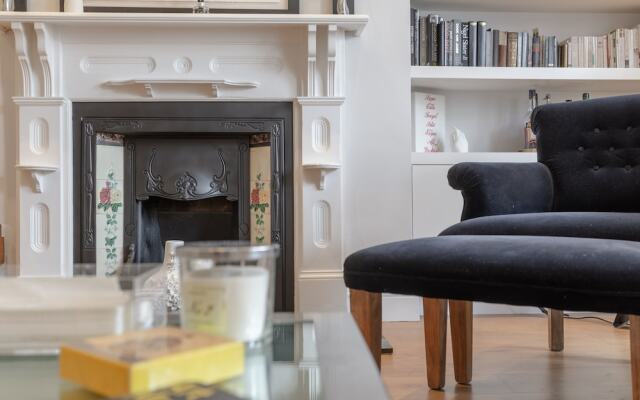 2 Bedroom Garden Flat in Brondesbury Park