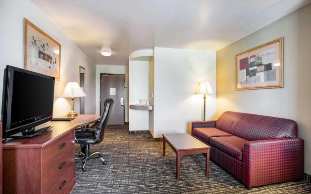 Quality Inn Parsons North