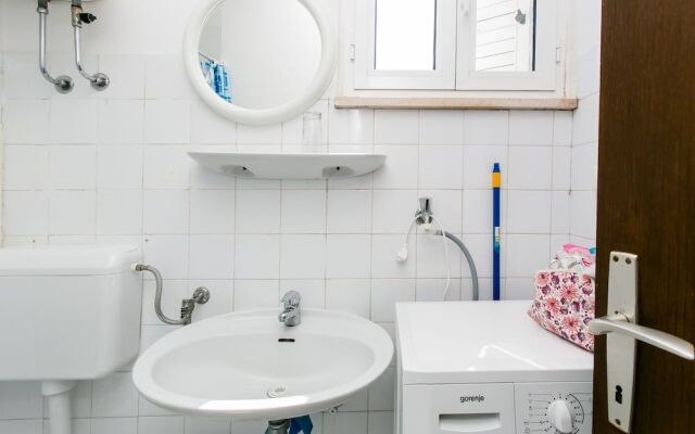 Apartment Bor