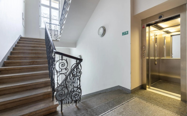 Lesser Town Apartment Melnicka by easyBNB