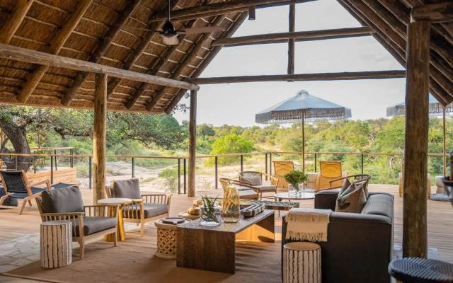 Thornybush Game Lodge