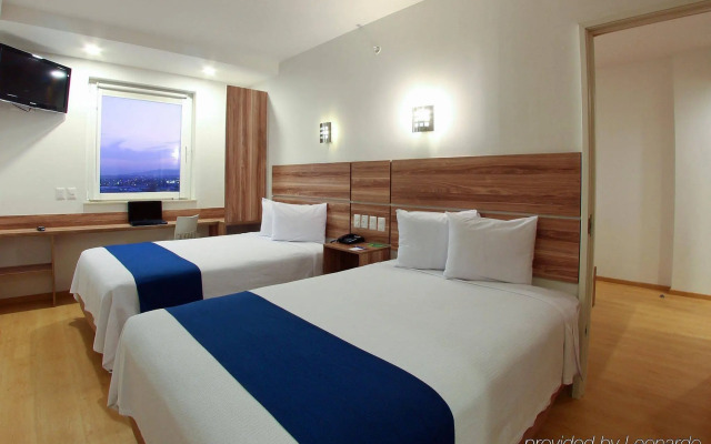 One Guadalajara Periferico Norte