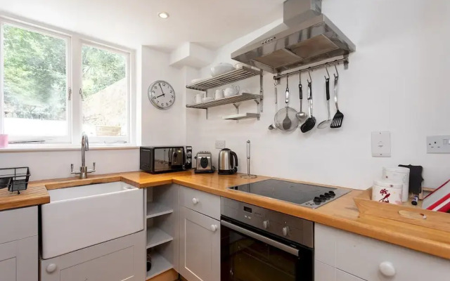3 Bedroom Designer Home in Islington