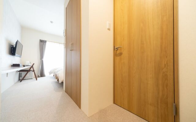 Kamogawa Higashi House