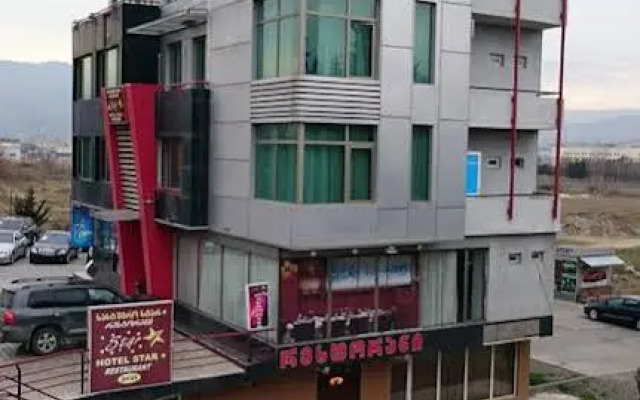 Star Hotel+