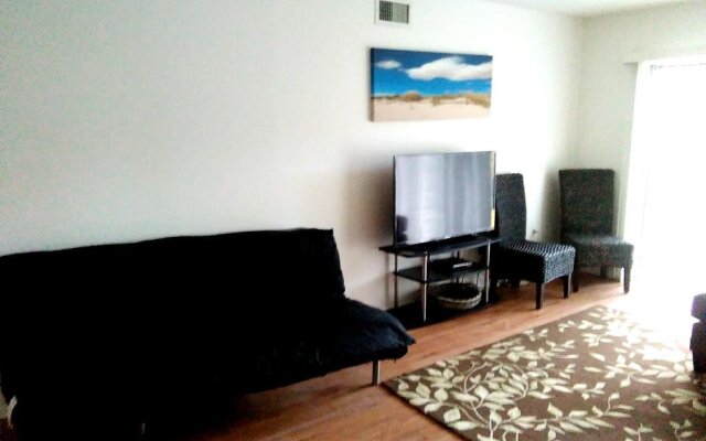 Tropical Dreams - Sarasota Condos Near Siesta Key