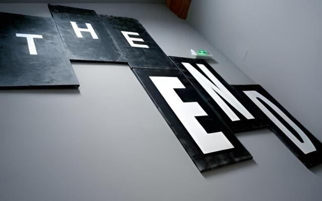 7 Art Hotel Cannes
