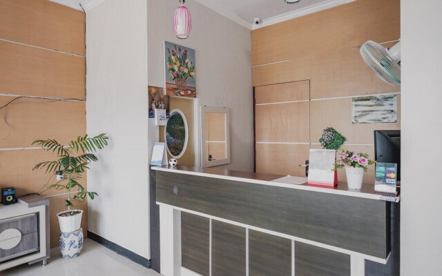 Grand Mentari Guest House by RedDoorz