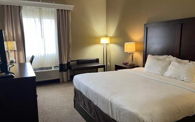 Days Inn & Suites by Wyndham Manheim Lebanon