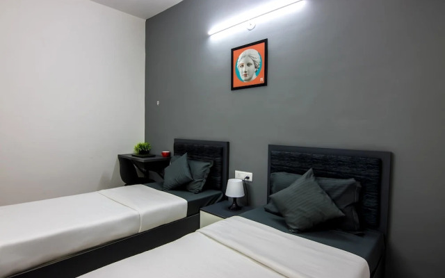 Housr 43 Gachibowli Near DLF Cybercity