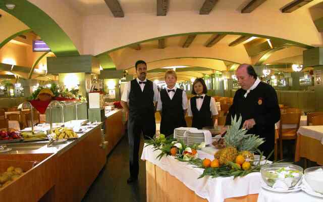 Santa Susanna Resort Hotel