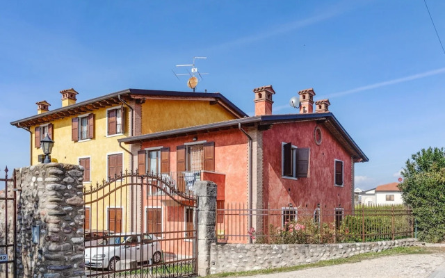 Belvilla by OYO Casa Gialla A Uno