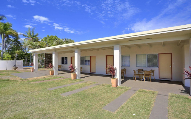 Moore Park Beach Motel