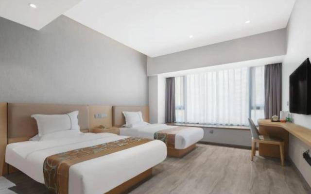 Yushangjin Hotel (Chongqing West Railway Station)