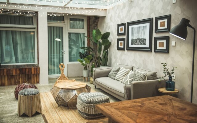 Da Yin Yu Shi LUXIXI Yard