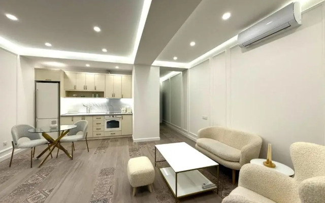 Prime City Residence by Sweet Home