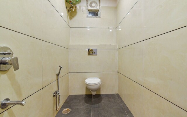Fabhotel Diamond I