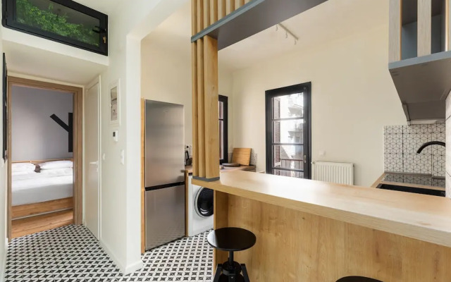 Vista by halu' Spacious City Centre Home