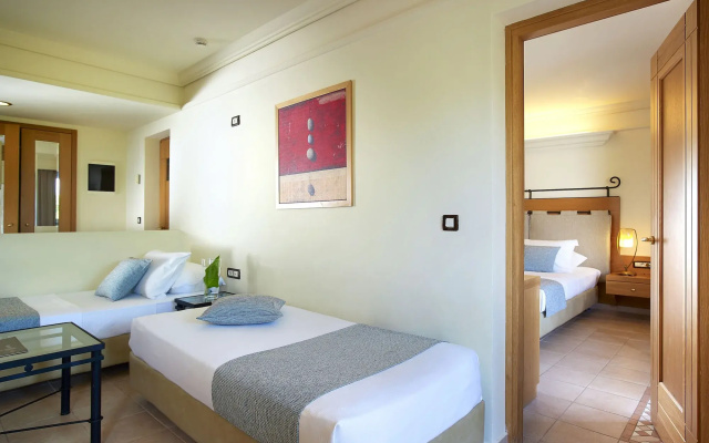 Nana Royal Premium Resort & Spa Resort